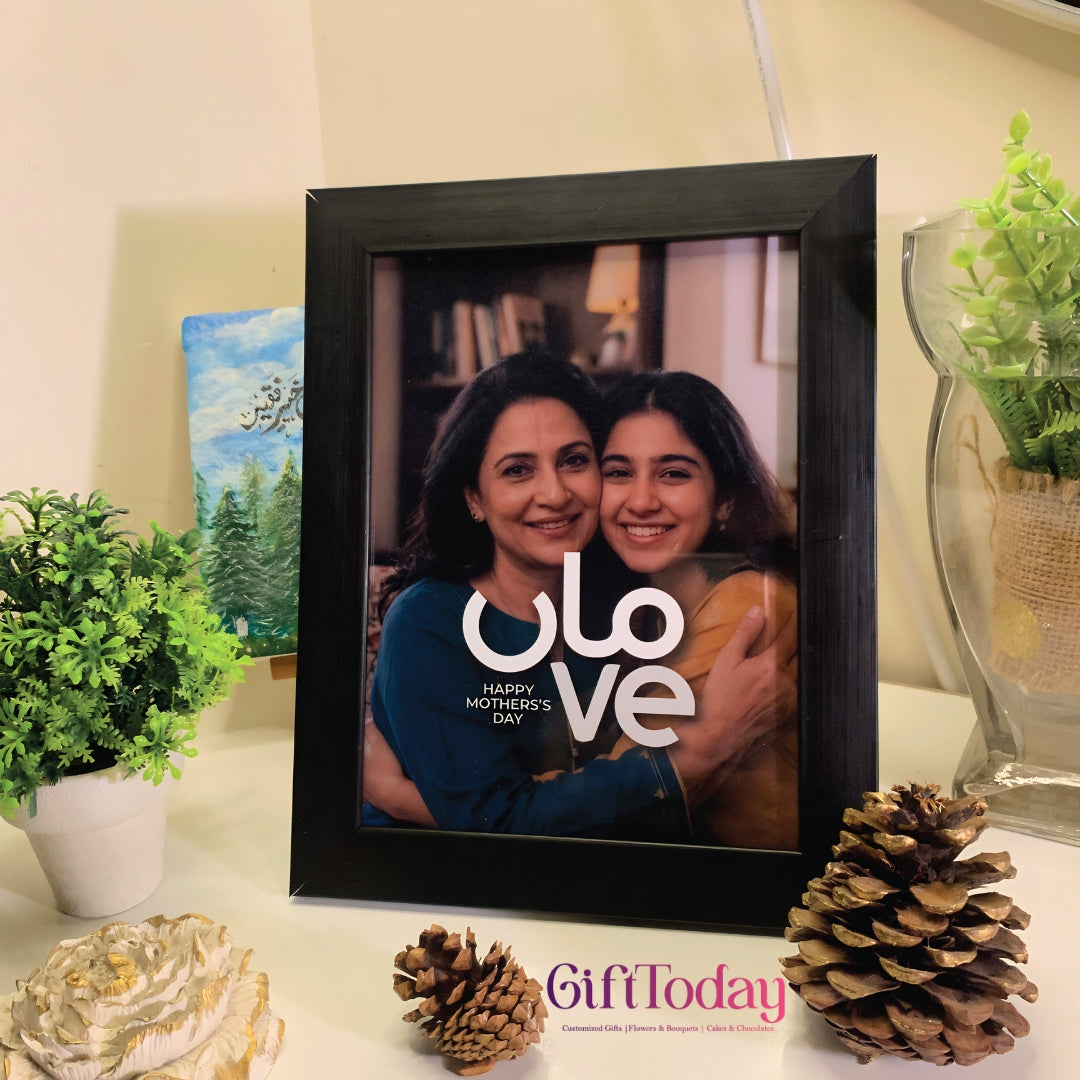 Custom Photo Frame for Mom | “Maa Love” Typography Design